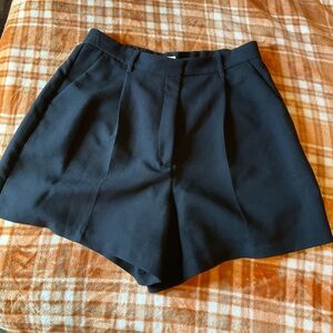 Abercrombie tailored shorts Large